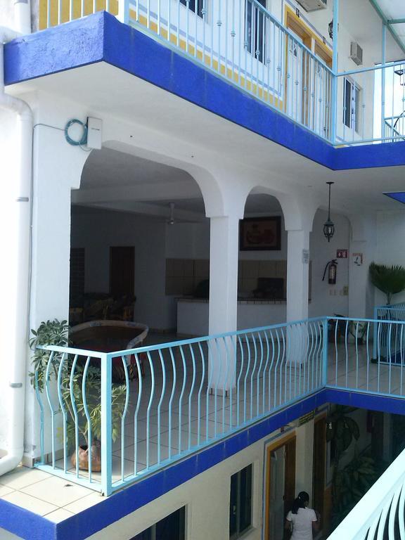 Hotel Sarabi Barra de Navidad Esterno foto