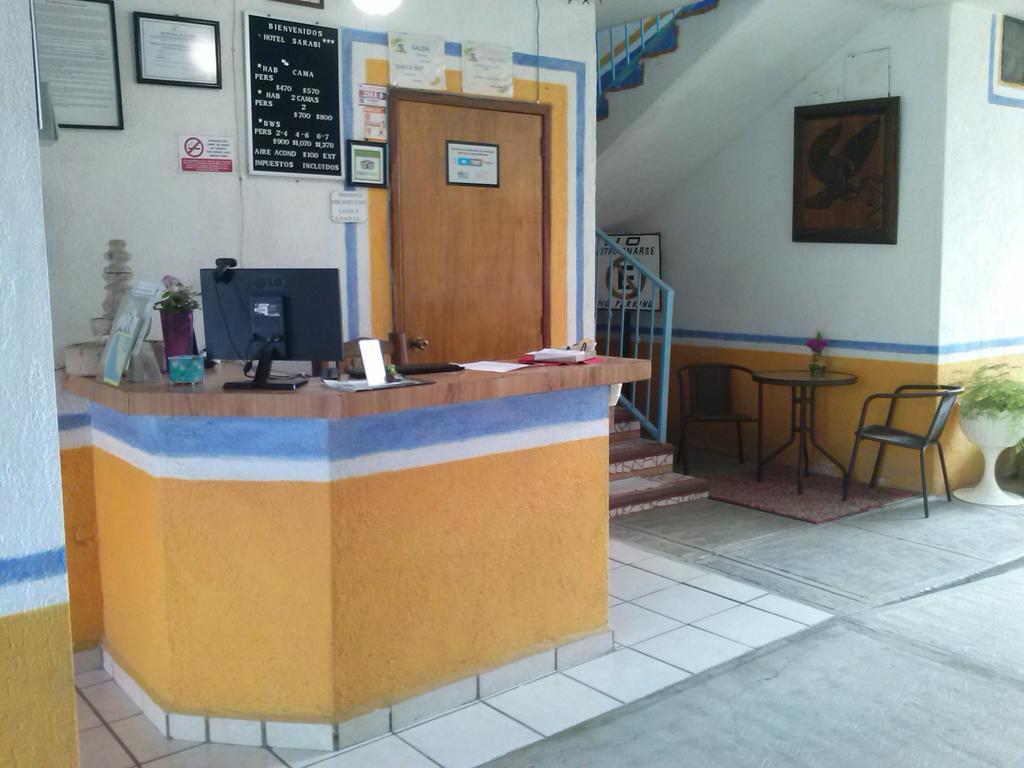Hotel Sarabi Barra de Navidad Esterno foto