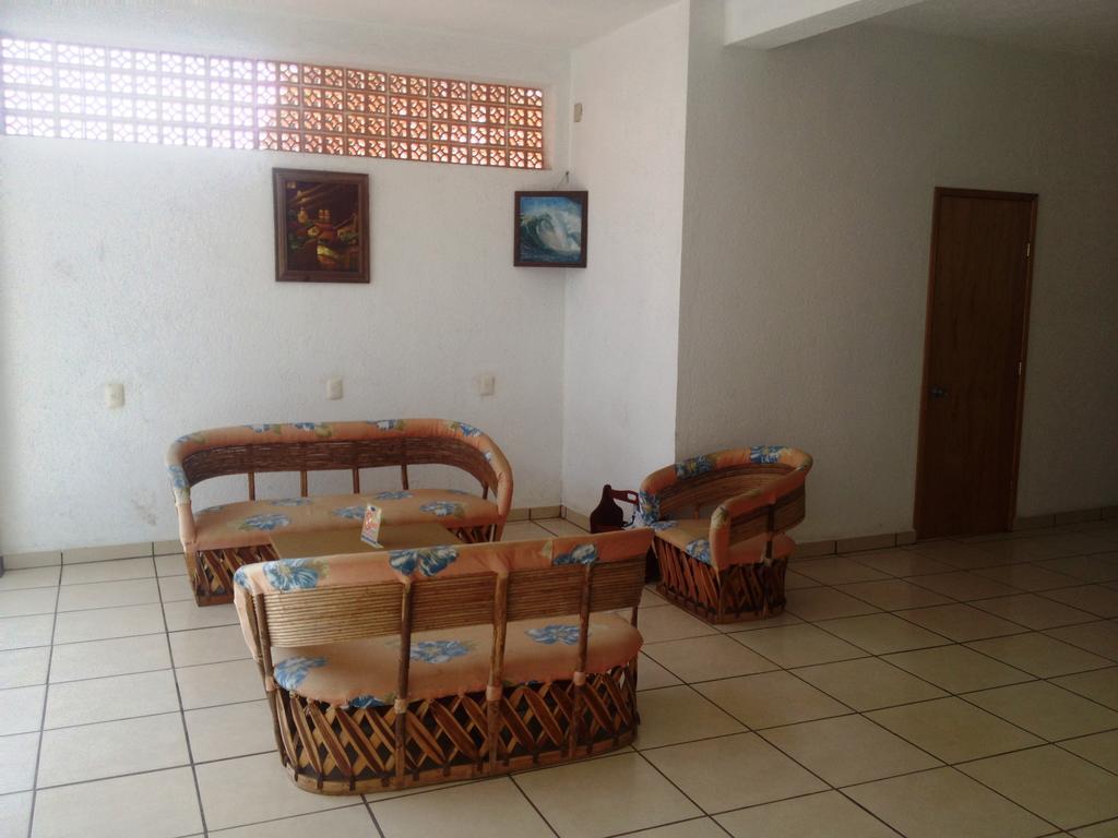 Hotel Sarabi Barra de Navidad Esterno foto