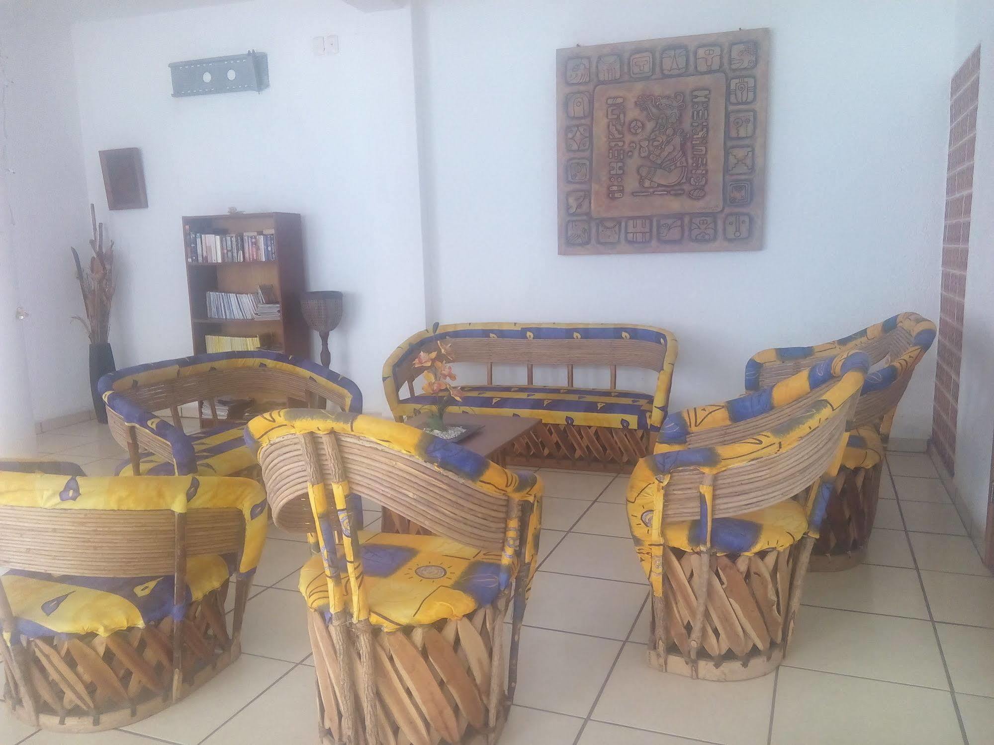 Hotel Sarabi Barra de Navidad Esterno foto