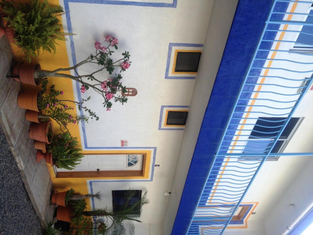 Hotel Sarabi Barra de Navidad Esterno foto